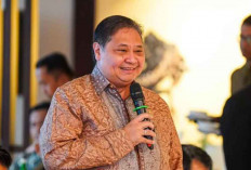 Menko Airlangga Usulkan Perusahaan Besar Buka Program Magang Berhonor untuk Lulusan Baru