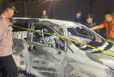 Polisi Dalami Identitas Korban Terbakar dalam Mobil Xenia, Diduga Seorang Pria
